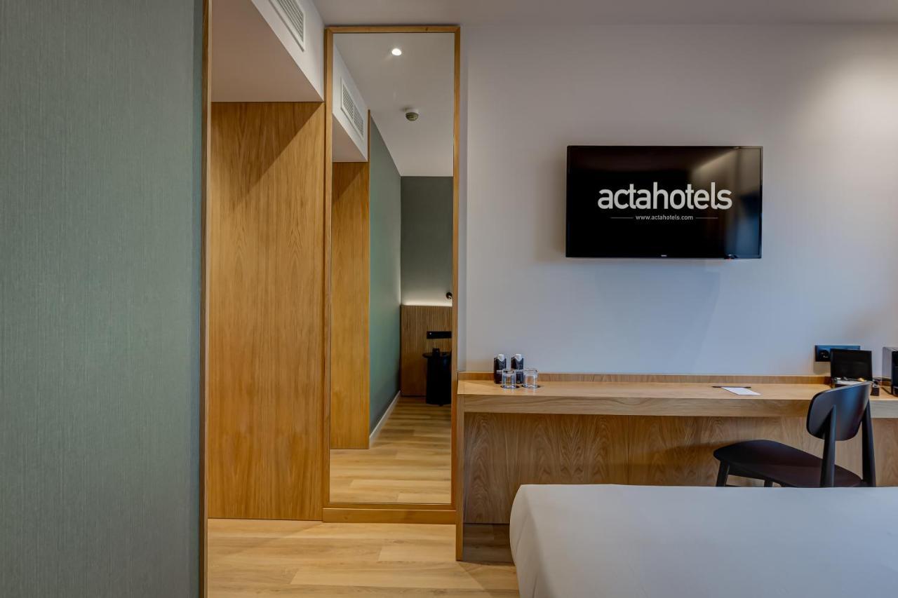 Acta The Clover Porto Exterior photo