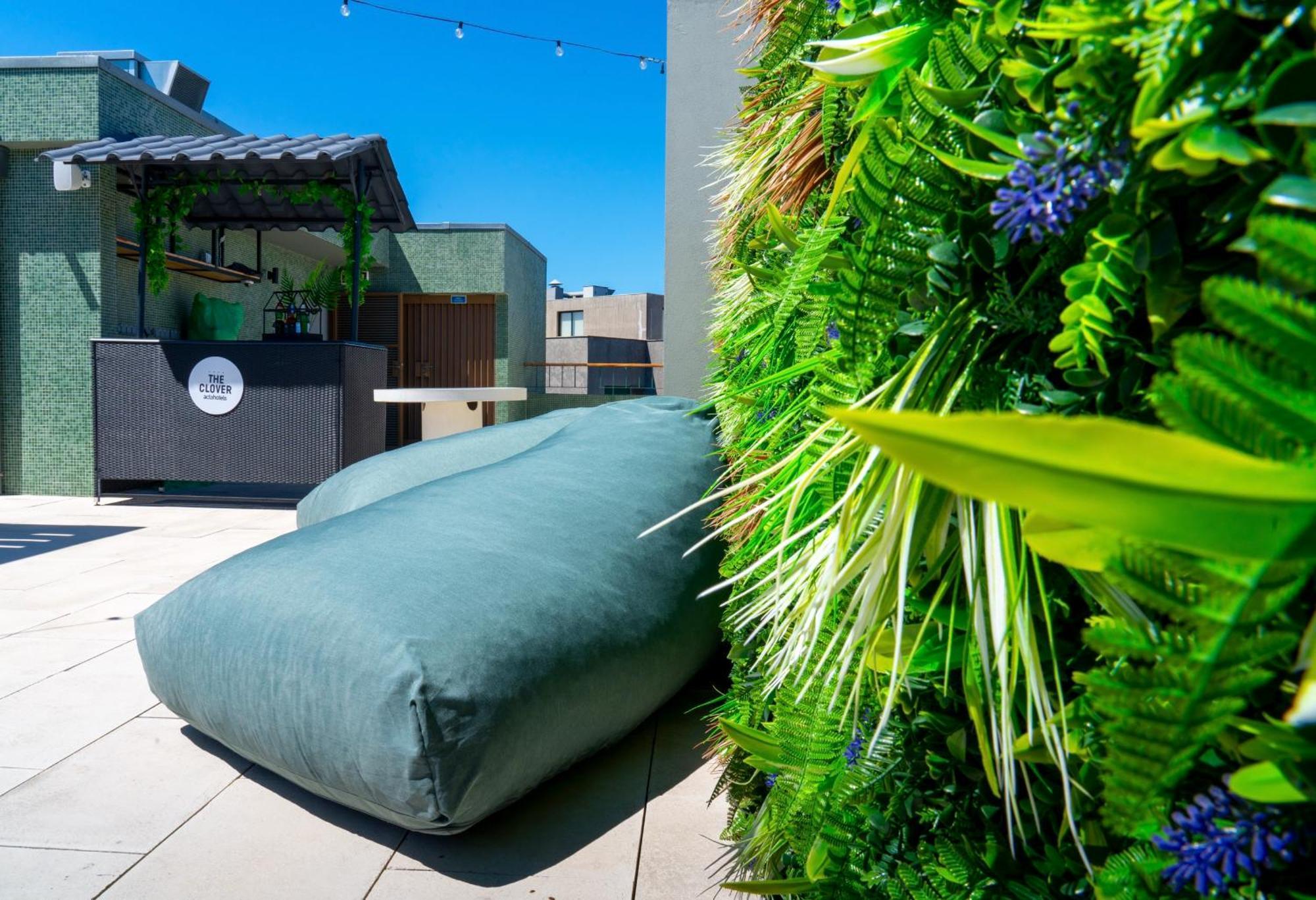 Acta The Clover Porto Exterior photo