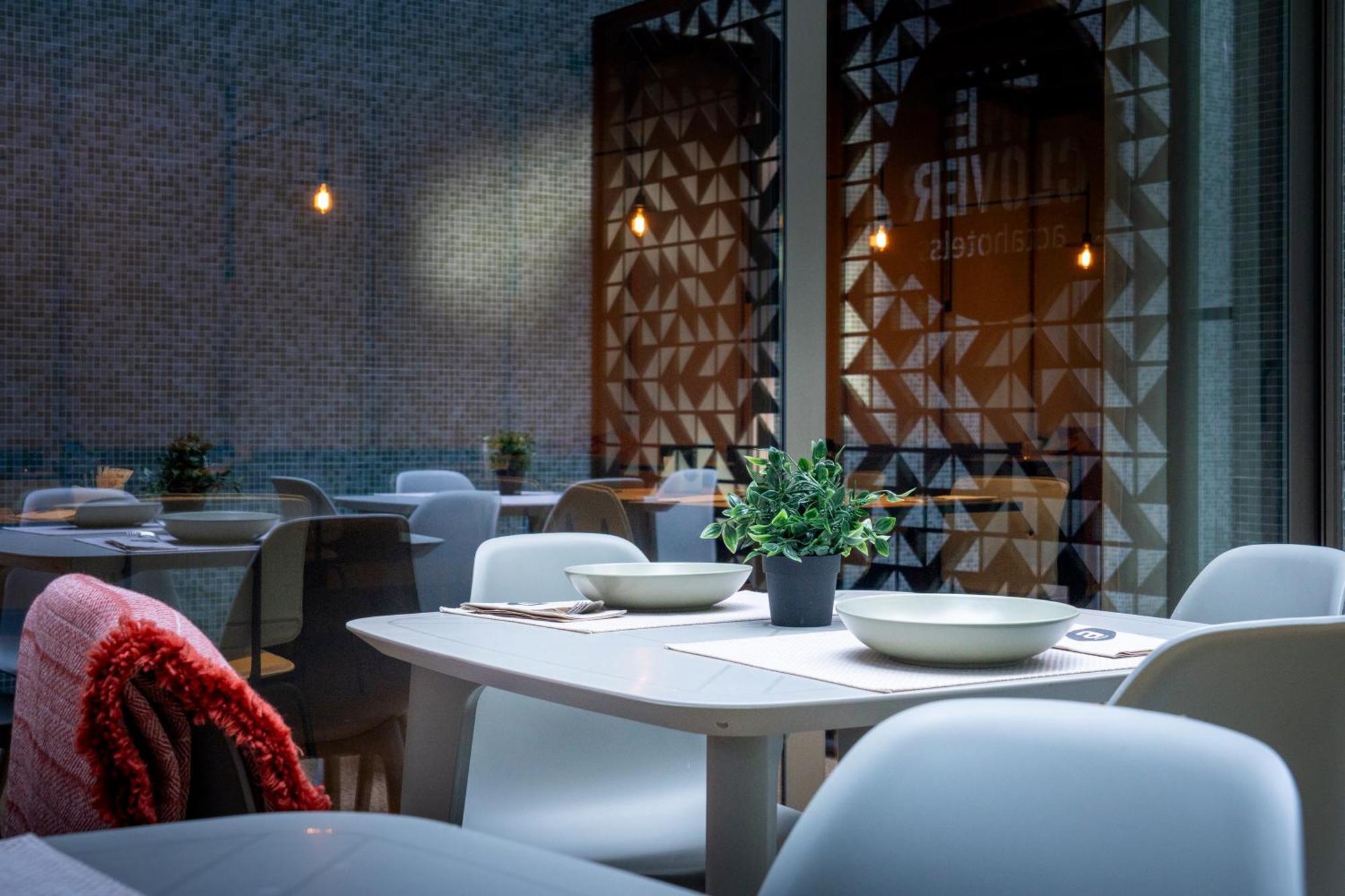 Acta The Clover Porto Exterior photo